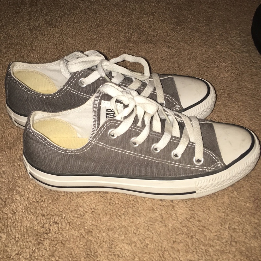Converse low top